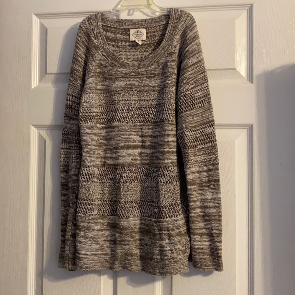 Long sleeve sweater